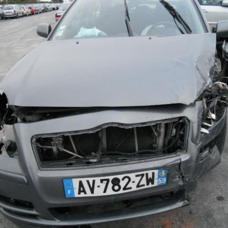 Porte avant droit TOYOTA AVENSIS 2 Photo n°6