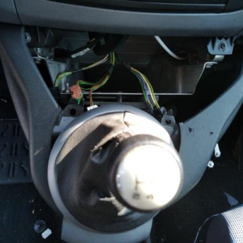 Porte avant gauche CITROEN BERLINGO 2 Photo n°13