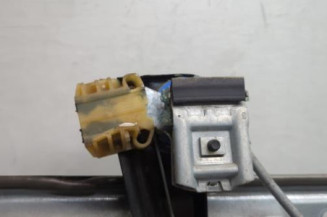 Leve vitre electrique avant droit VOLKSWAGEN POLO 4 Photo n°1