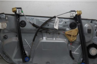 Leve vitre electrique avant droit VOLKSWAGEN POLO 4