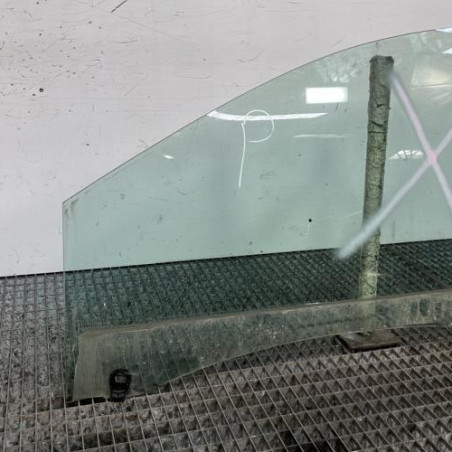 Vitre avant gauche RENAULT CLIO 3