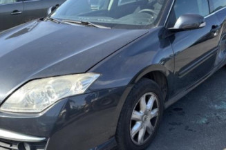 Renfort pare choc avant (traverse) RENAULT LAGUNA 3