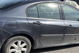 Renfort pare choc avant (traverse) RENAULT LAGUNA 3