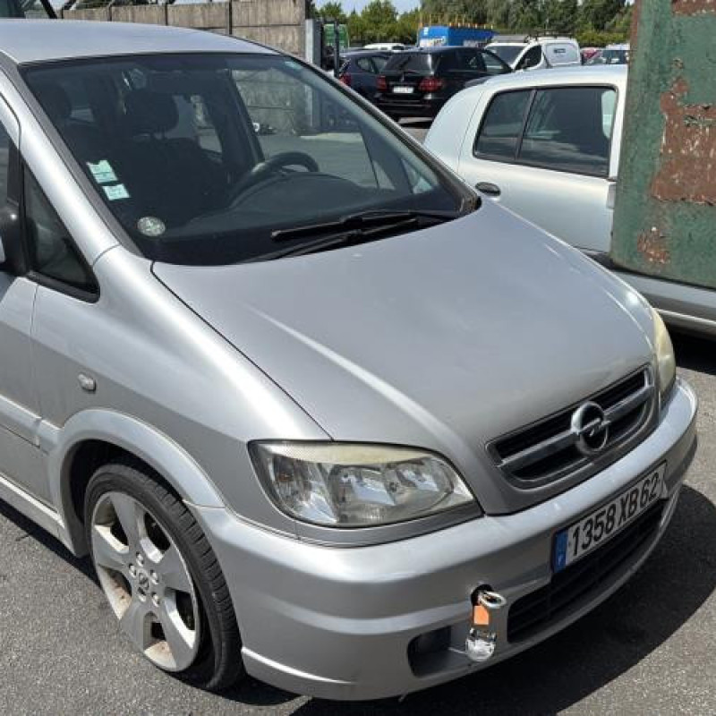 Vitre arriere gauche OPEL ZAFIRA A Photo n°5