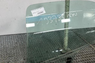Vitre arriere gauche PEUGEOT 206