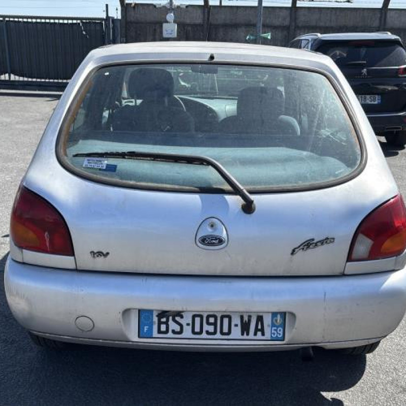 Vitre avant droit FORD FIESTA 4 Photo n°9