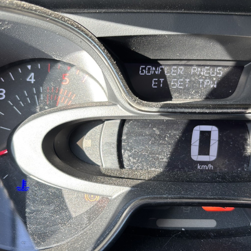 RENAULT CAPTUR 1 PHASE 2 1.5 BLUE DCI - 8V TURBO Photo n°10
