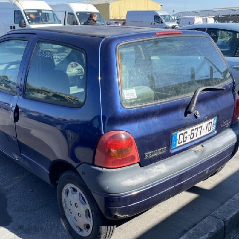 Vitre avant gauche RENAULT TWINGO 1 Photo n°8