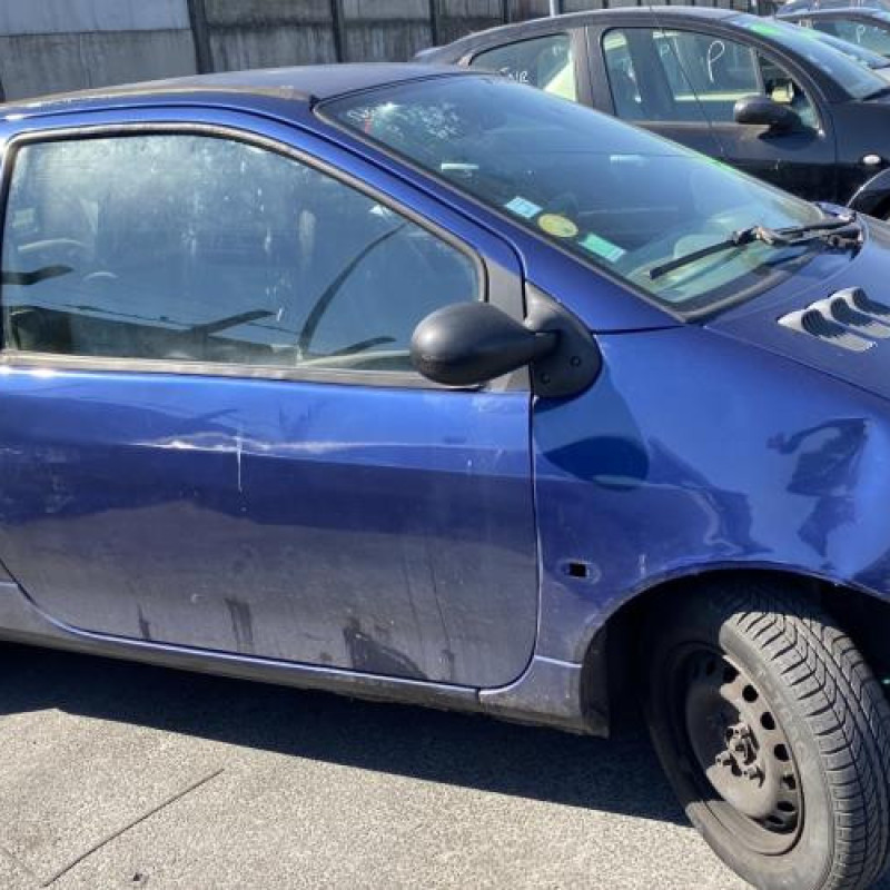 Vitre avant gauche RENAULT TWINGO 1 Photo n°11