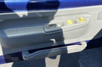 Vitre avant gauche RENAULT TWINGO 1
