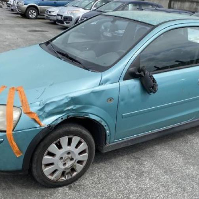 Vitre avant gauche OPEL CORSA C Photo n°17