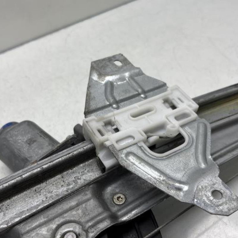Leve vitre electrique arriere droit DS DS5 Photo n°5