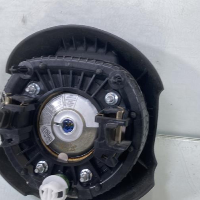 Air bag conducteur RENAULT TWINGO 3 Photo n°3