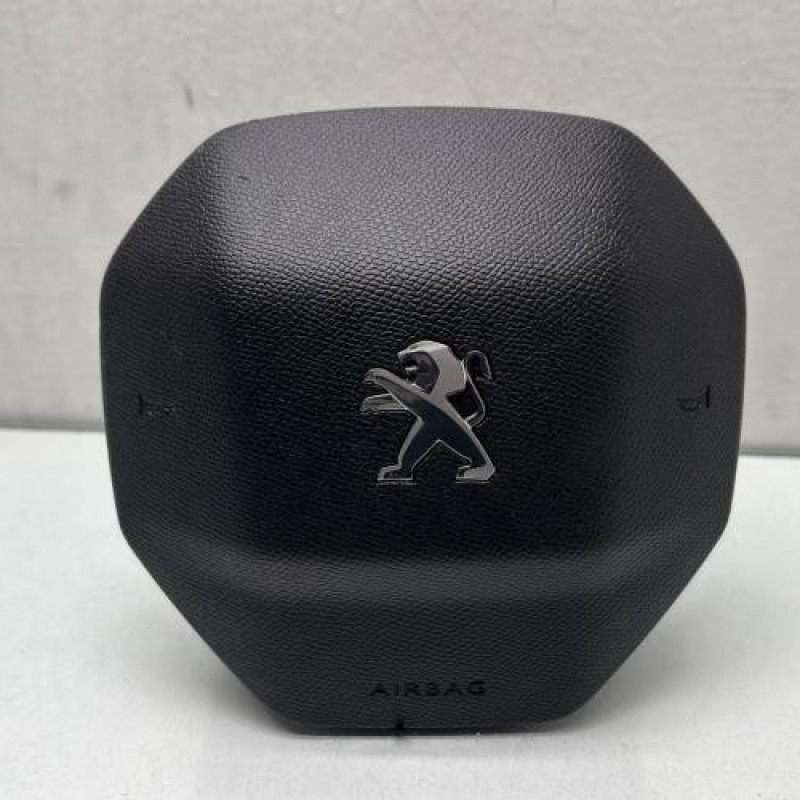 Air bag conducteur PEUGEOT 2008 2 Photo n°1