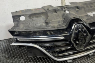 Calandre RENAULT MEGANE 4