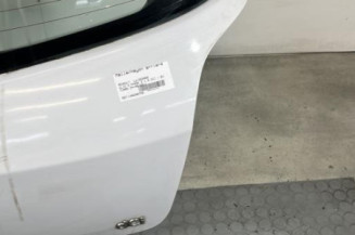 Malle/Hayon arriere RENAULT CLIO 3