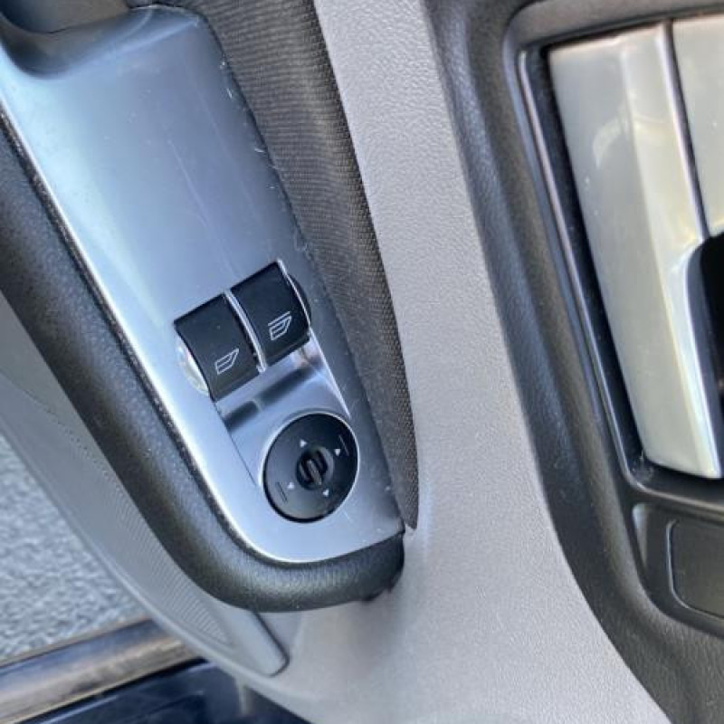 Porte avant droit FORD FOCUS 2 Photo n°17