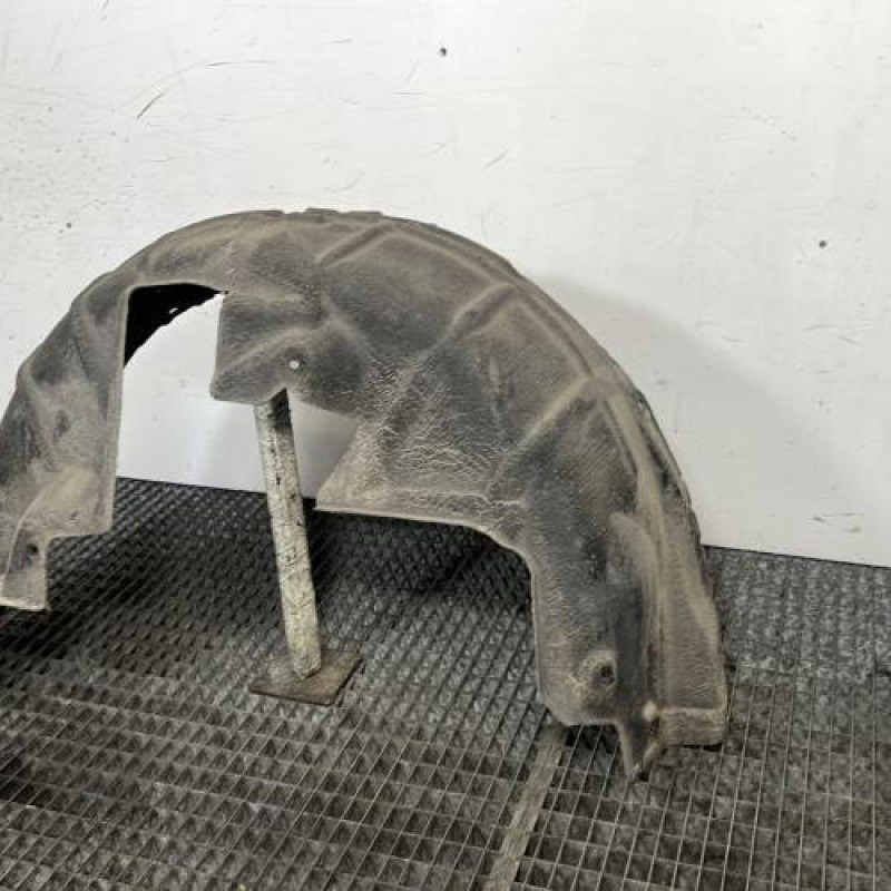 Pare boue arriere droit SEAT ATECA Photo n°4