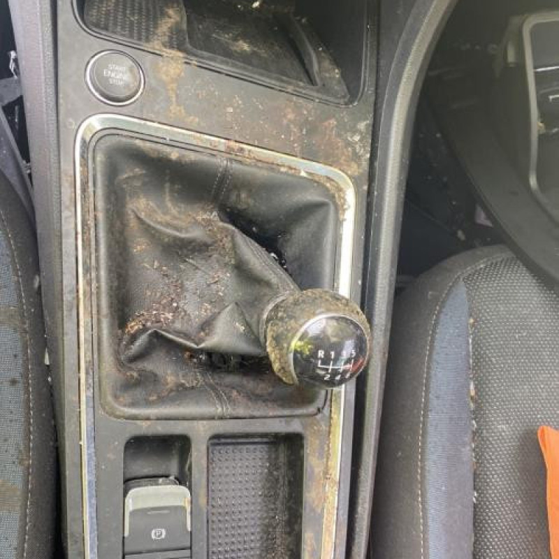 Pare boue arriere droit SEAT ATECA Photo n°20