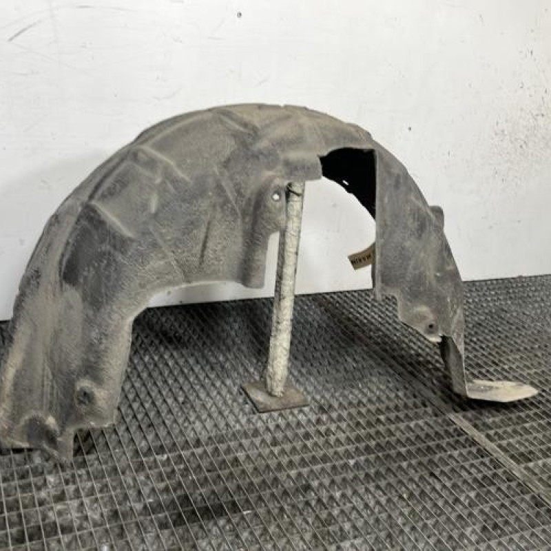 Pare boue arriere gauche SEAT ATECA Photo n°3