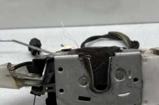 Serrure avant gauche VOLKSWAGEN FOX