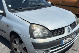 Custode arriere droit RENAULT CLIO 2