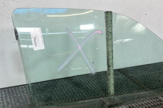 Vitre avant droit RENAULT CLIO 2