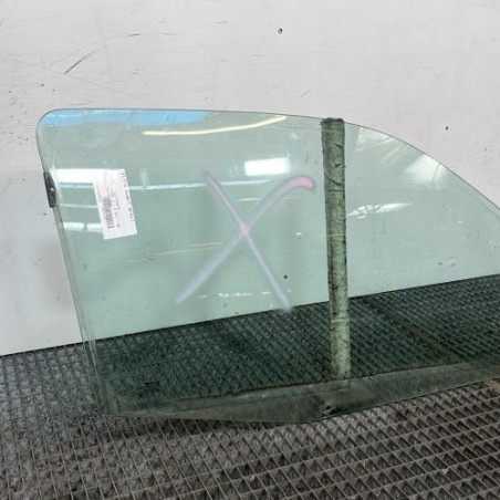 Vitre avant droit RENAULT CLIO 2