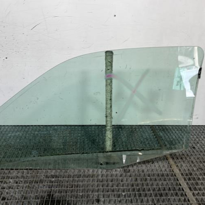 Vitre avant droit RENAULT CLIO 2 Photo n°4