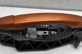 Poignee porte arriere droit PEUGEOT 2008 2