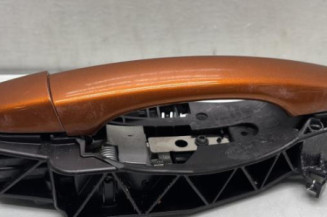 Poignee porte avant droit PEUGEOT 2008 2