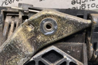 Poignee porte arriere gauche PEUGEOT 106