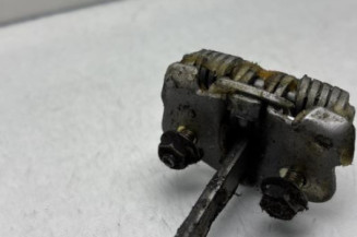 Arret de porte arriere gauche PEUGEOT 106