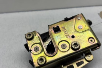 Serrure arriere droit PEUGEOT 106