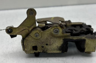 Serrure arriere gauche PEUGEOT 106