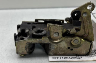 Serrure avant droit PEUGEOT 106