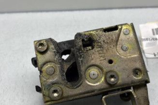 Serrure avant droit PEUGEOT 106