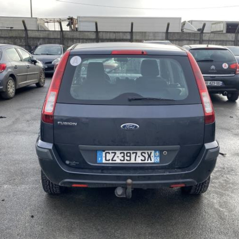 Attache ceinture avant droit FORD FUSION Photo n°9