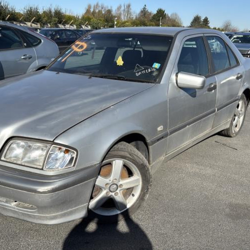 Custode arriere gauche (porte) MERCEDES CLASSE C 202 Photo n°5