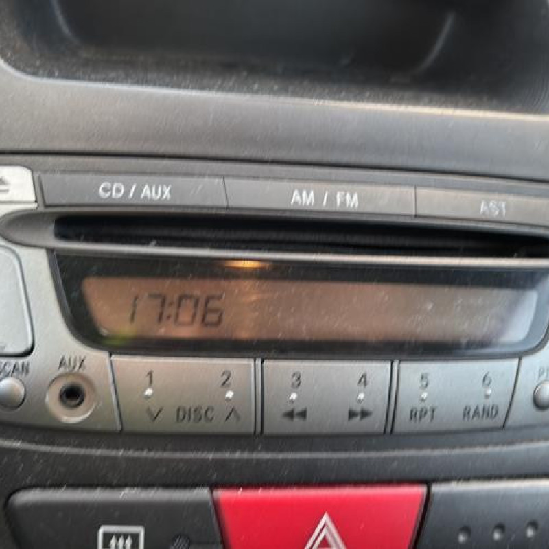Bouton de warning CITROEN C1 1 Photo n°20