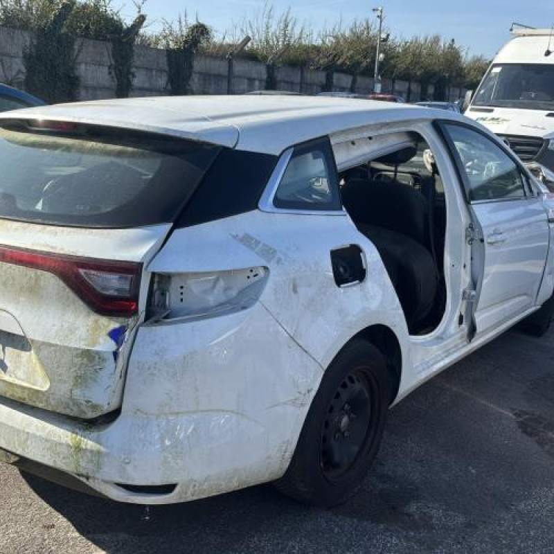 Vitre arriere gauche RENAULT MEGANE 4 Photo n°7