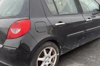 Vitre arriere droit RENAULT CLIO 3