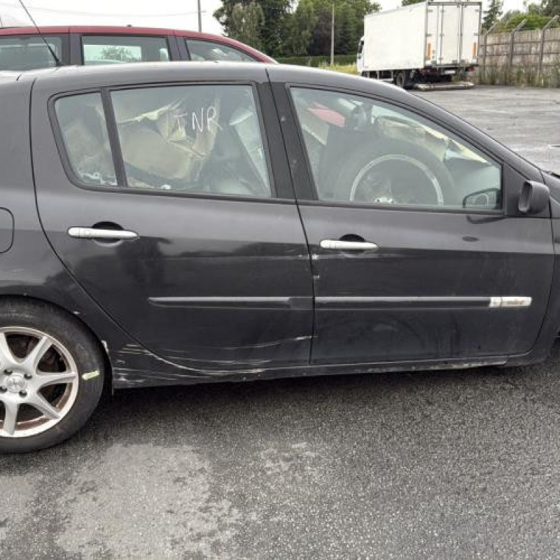Vitre arriere droit RENAULT CLIO 3 Photo n°11