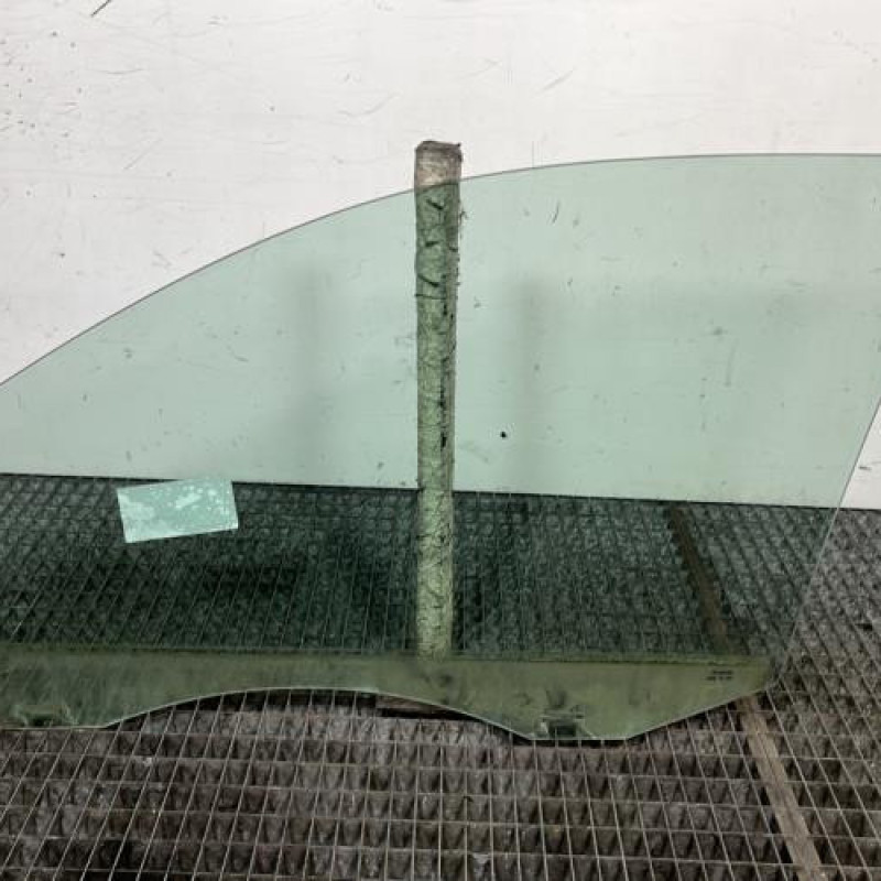 Vitre avant droit VOLKSWAGEN TIGUAN 1 Photo n°4