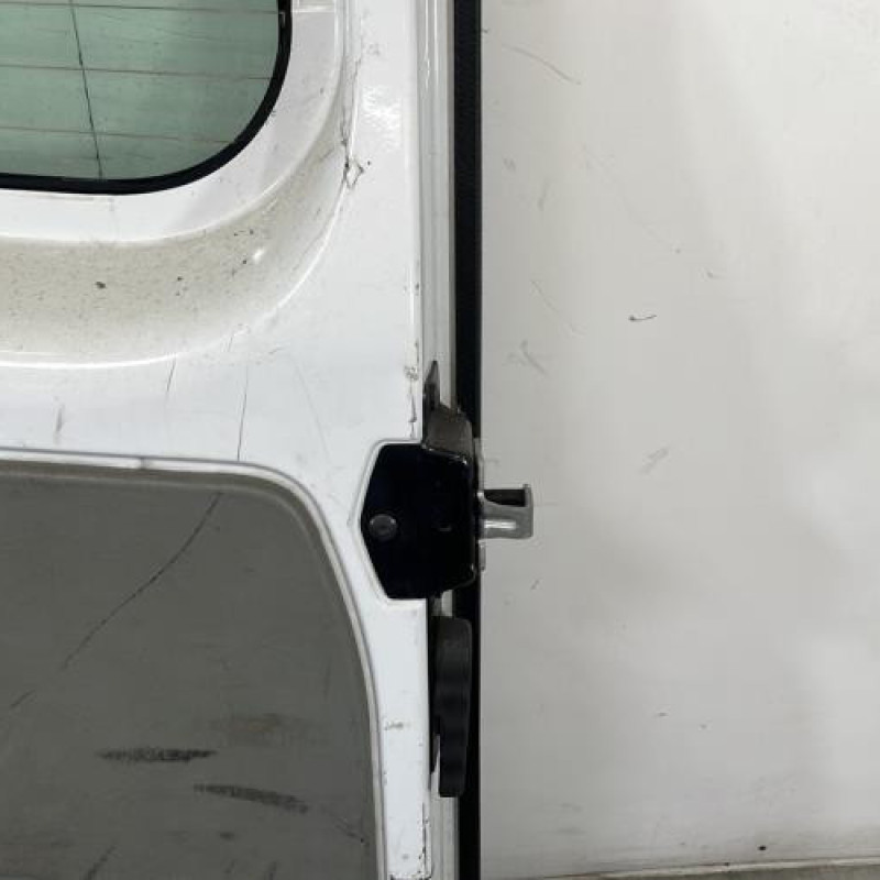 Porte de coffre droit RENAULT TRAFIC 2 Photo n°3