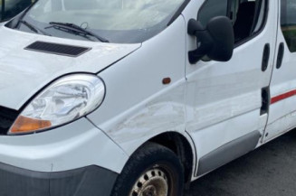 Vitre avant gauche RENAULT TRAFIC 2