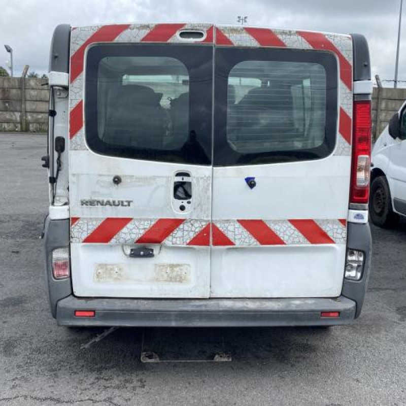 Vitre avant gauche RENAULT TRAFIC 2 Photo n°10
