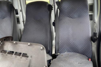 Vitre avant gauche RENAULT TRAFIC 2