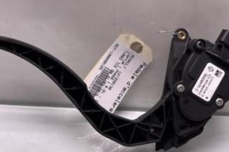 Pedale d'accelerateur RENAULT CAPTUR 1 Photo n°1