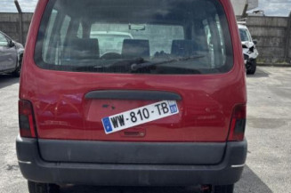 Baguette d'aile arrière droite PEUGEOT PARTNER 1